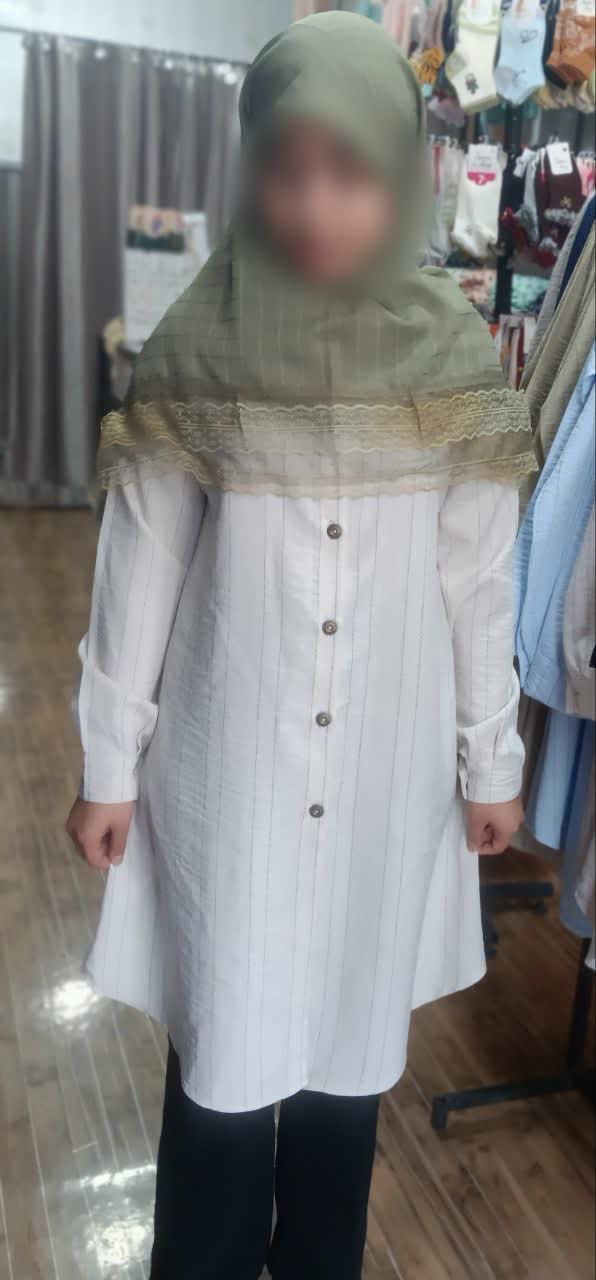 مانتو نیلو کرم