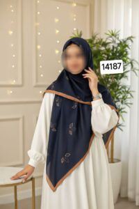 روسری نخ اسپان طرح برگ - قواره 140