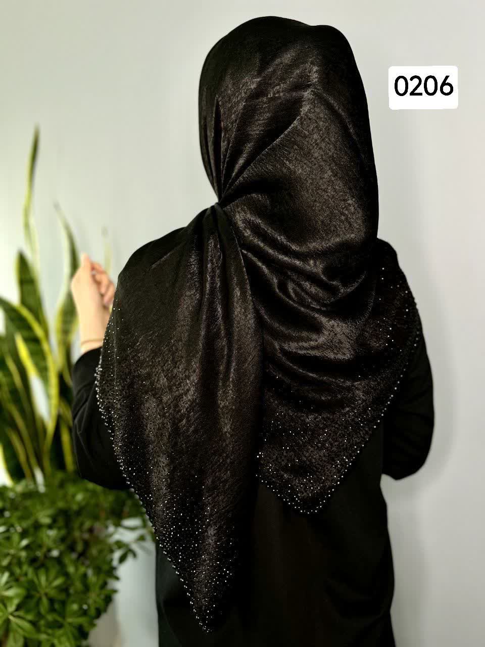 روسری مشکی کوپرا نگینکوب - قواره 120