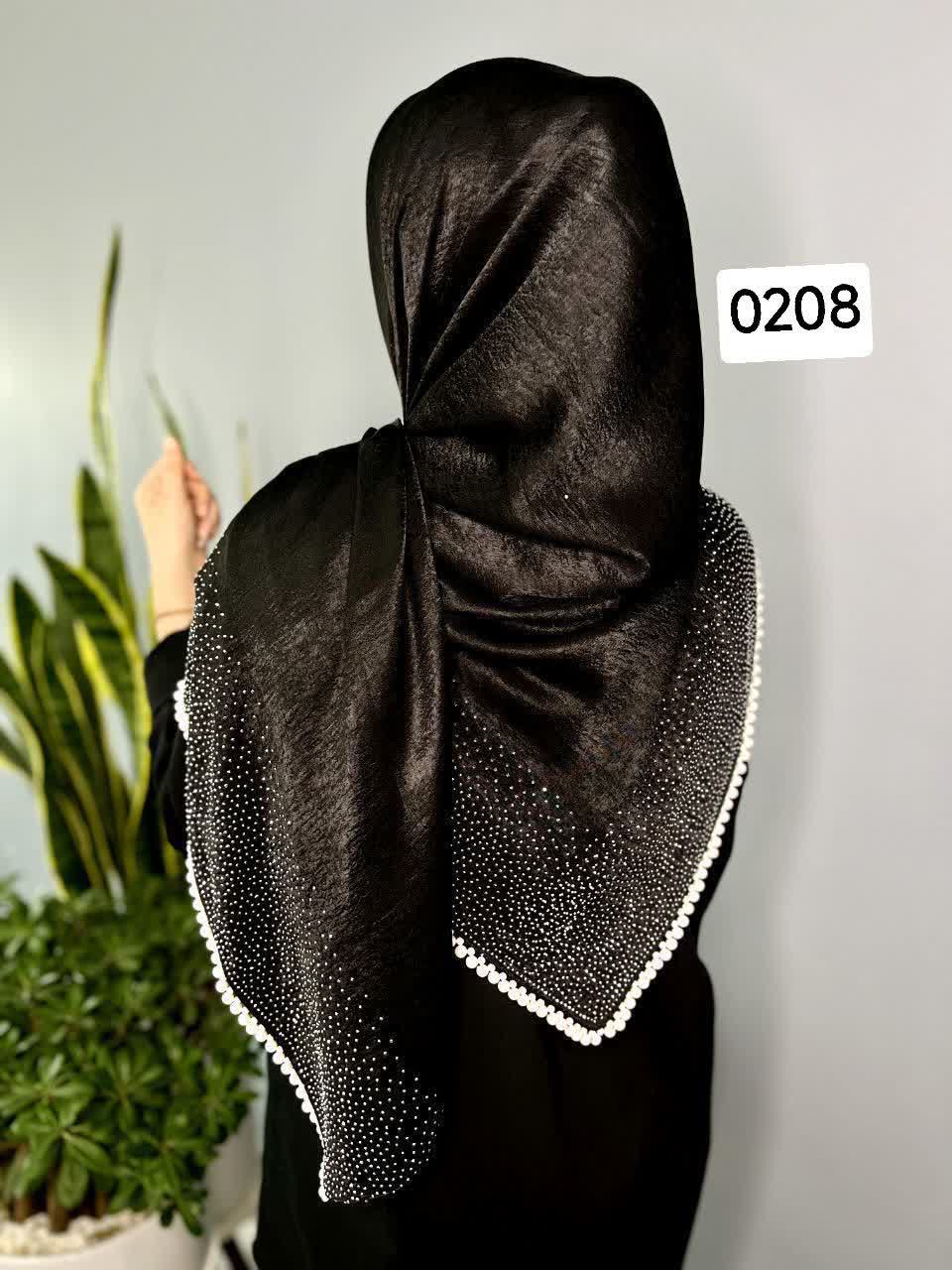 روسری مشکی کوپرا نگینکوب - قواره 120