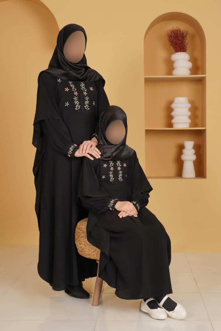 عبا مادر دختری نیلو